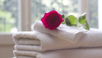 hotel towel-759980 1280